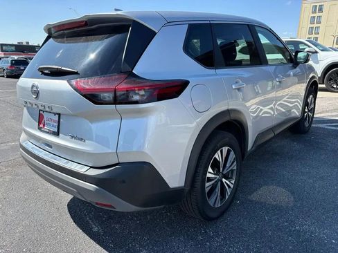 Used 2023 Nissan Rogue SV AWD/4WD image 5