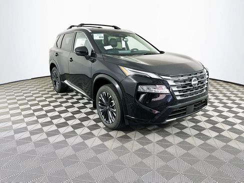 New 2026 Nissan Rogue Platinum w/ Platinum Premium Package image 3