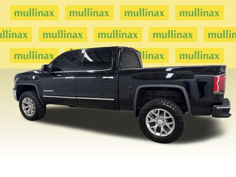 Used 2018 GMC Sierra 1500 SLT w/ SLT Premium Package AWD/4WD image 9