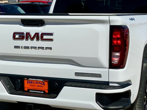 New 2026 GMC Sierra 1500 Elevation image 15