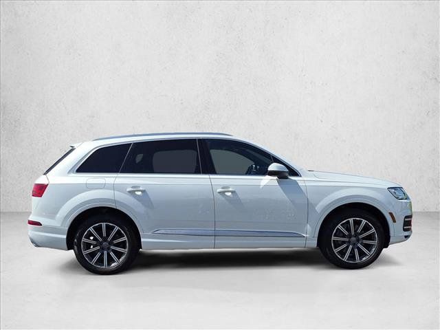 Used 2017 Audi Q7 3.0T Prestige w/ Prestige Package AWD/4WD image 4