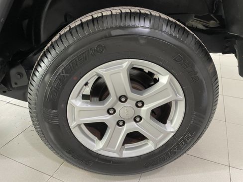 Used 2013 Jeep Wrangler Sport w/ Connectivity Group image 11