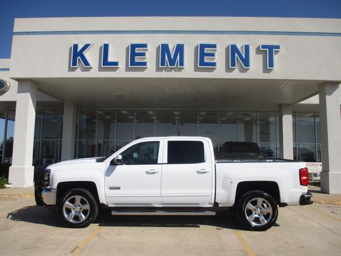 Used 2018 Chevrolet Silverado 1500 LT w/ Texas Edition image 1