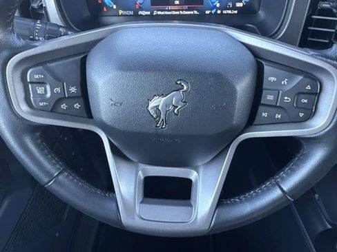 Used 2025 Ford Bronco Big Bend image 24