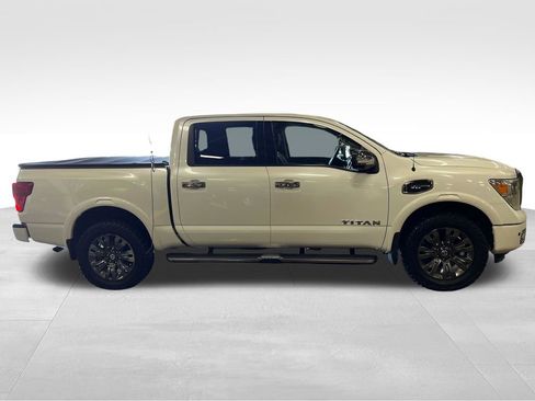 Used 2017 Nissan Titan Platinum Reserve AWD/4WD image 7