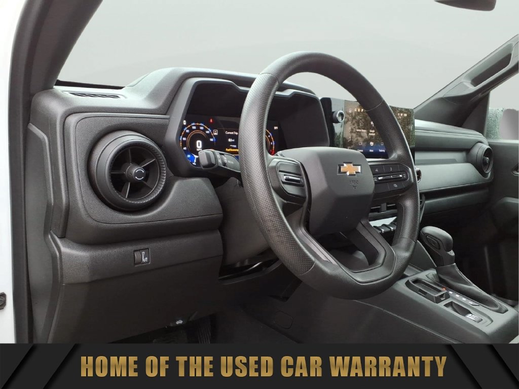 Used 2024 Chevrolet Colorado W/T RWD image 16