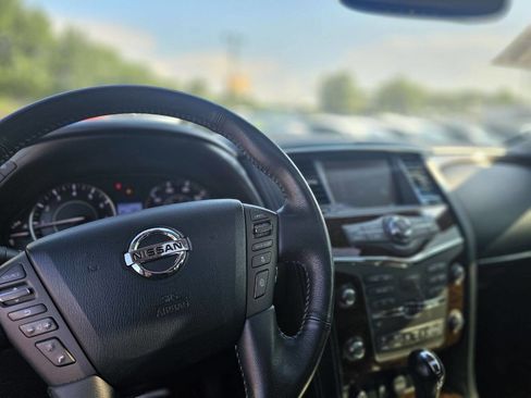 Used 2017 Nissan Armada Platinum image 12