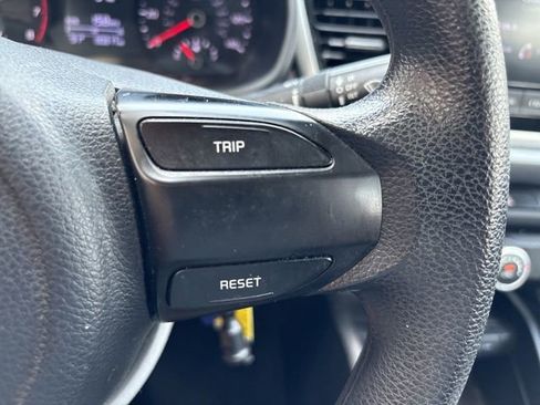 Used 2022 Kia Rio LX FWD image 15