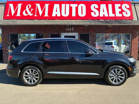 Used 2017 Audi Q7 3.0T Premium Plus image 3