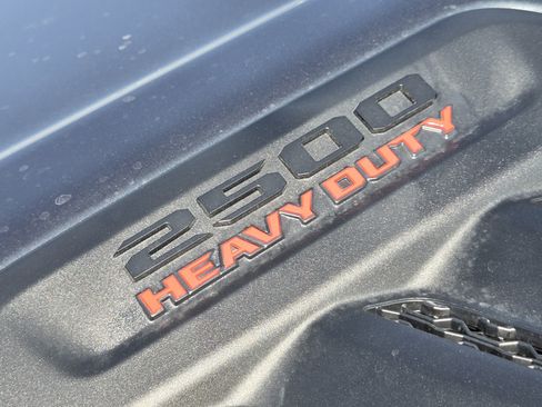 New 2026 RAM 2500 Laramie AWD/4WD image 8
