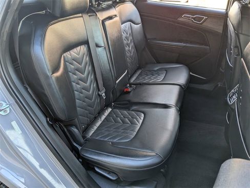 Certified 2023 Kia Sportage X-Line image 23