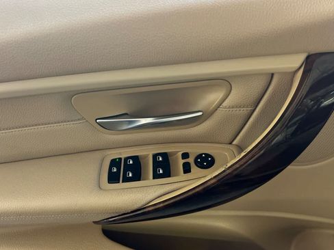 Used 2013 BMW 328i Sedan RWD image 13