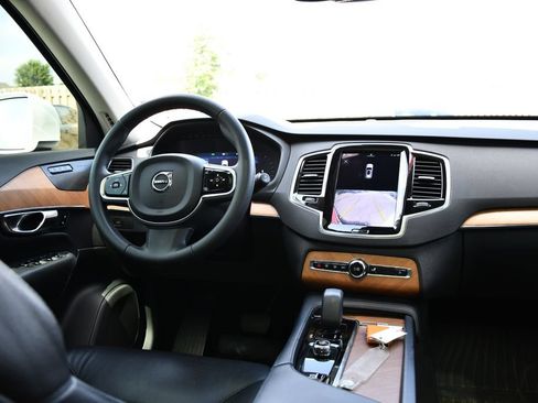 Used 2023 Volvo XC90 B6 Plus w/ Protection Package Premier AWD/4WD image 31