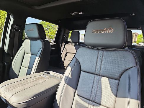 New 2026 Chevrolet Silverado 1500 High Country AWD/4WD image 15