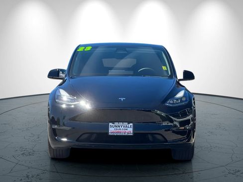 Used 2023 Tesla Model Y Long Range AWD/4WD image 9