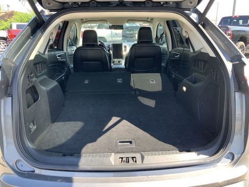 Used 2024 Ford Edge Titanium image 10