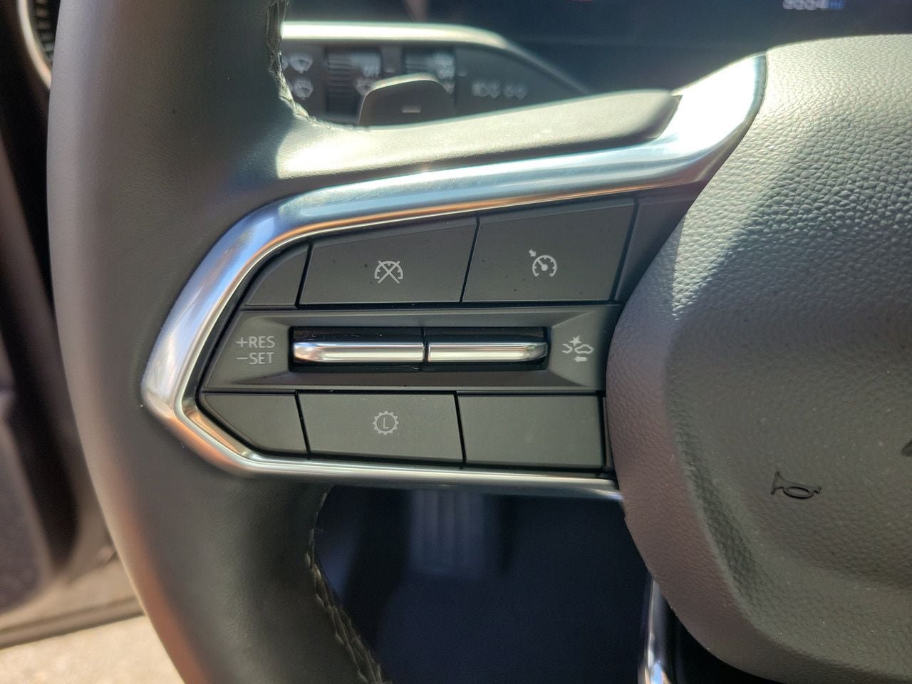 Used 2026 Chevrolet Equinox LT FWD image 18