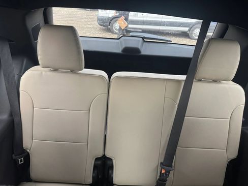 Used 2023 Chevrolet Traverse LT w/ LPO, Floor Liner Package image 16