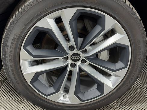 Used 2023 Audi Q7 3.0T Premium Plus w/ Premium Plus Package image 12