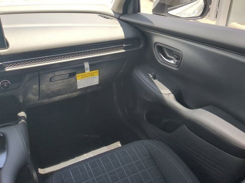 New 2026 Honda HR-V LX image 15