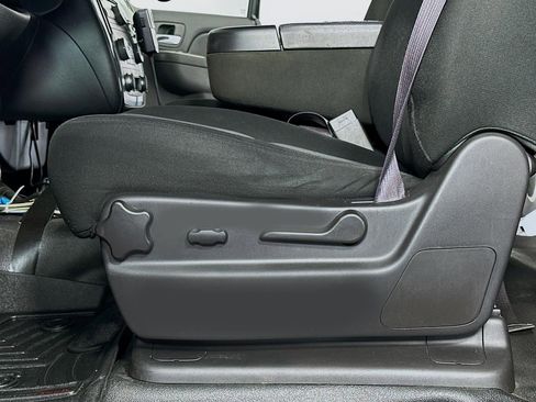 Used 2014 Chevrolet Tahoe 2WD image 25