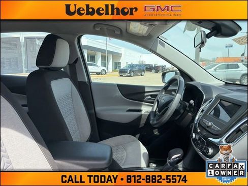 Used 2023 Chevrolet Equinox LS w/ Driver Confidence II Package image 2