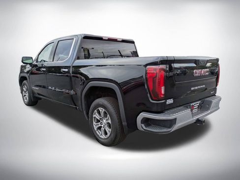 Used 2025 GMC Sierra 1500 SLT RWD image 6
