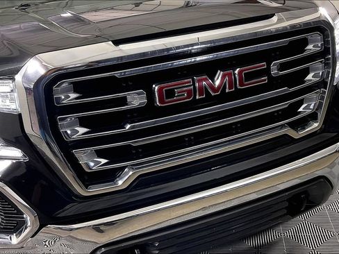 Used 2019 GMC Sierra 1500 SLT AWD/4WD image 36