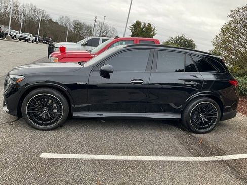 Used 2025 Mercedes-Benz GLC 43 AMG 4MATIC image 4