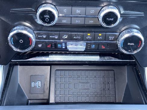Used 2024 Ford F150 Raptor AWD/4WD image 6
