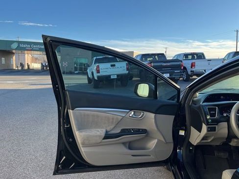 Used 2013 Honda Civic EX image 24