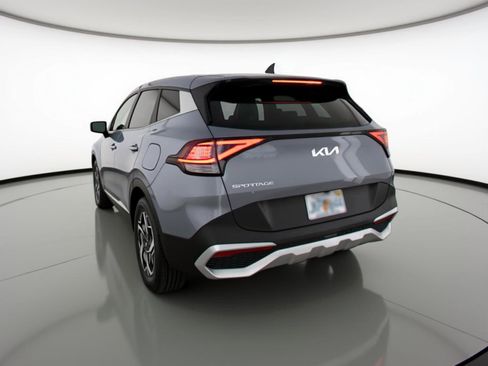 Used 2025 Kia Sportage LX FWD image 6
