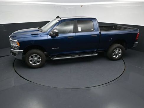 Used 2024 RAM 2500 Big Horn w/ Level 2 Equipment Group AWD/4WD image 41