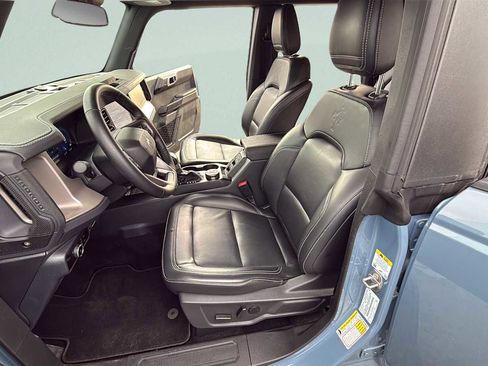 Used 2025 Ford Bronco Outer Banks image 38