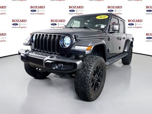 Used 2021 Jeep Gladiator Overland image 4