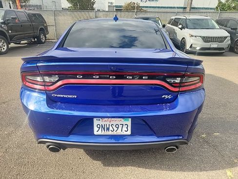 Used 2022 Dodge Charger R/T w/ Plus Group RWD image 11