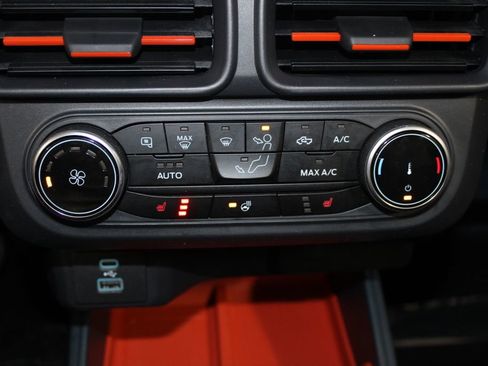 Used 2024 Ford Maverick XLT w/ XLT Luxury Package image 46