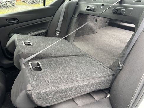 Used 2025 Nissan Altima 2.5 SV image 26