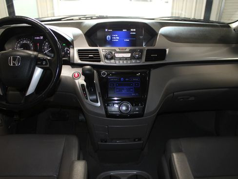 Used 2016 Honda Odyssey EX-L image 13
