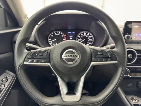 Used 2023 Nissan Sentra S FWD image 16