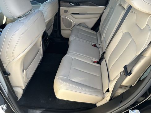 New 2024 Jeep Grand Cherokee Limited 4xe w/ Luxury Tech Group II image 30