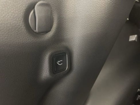 Used 2022 Jeep Compass Limited w/ Elite Group image 38