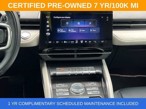 Certified 2024 Lincoln Nautilus Premier AWD/4WD image 9