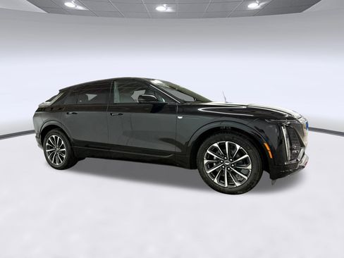 New 2026 Cadillac Lyriq Sport AWD/4WD image 7