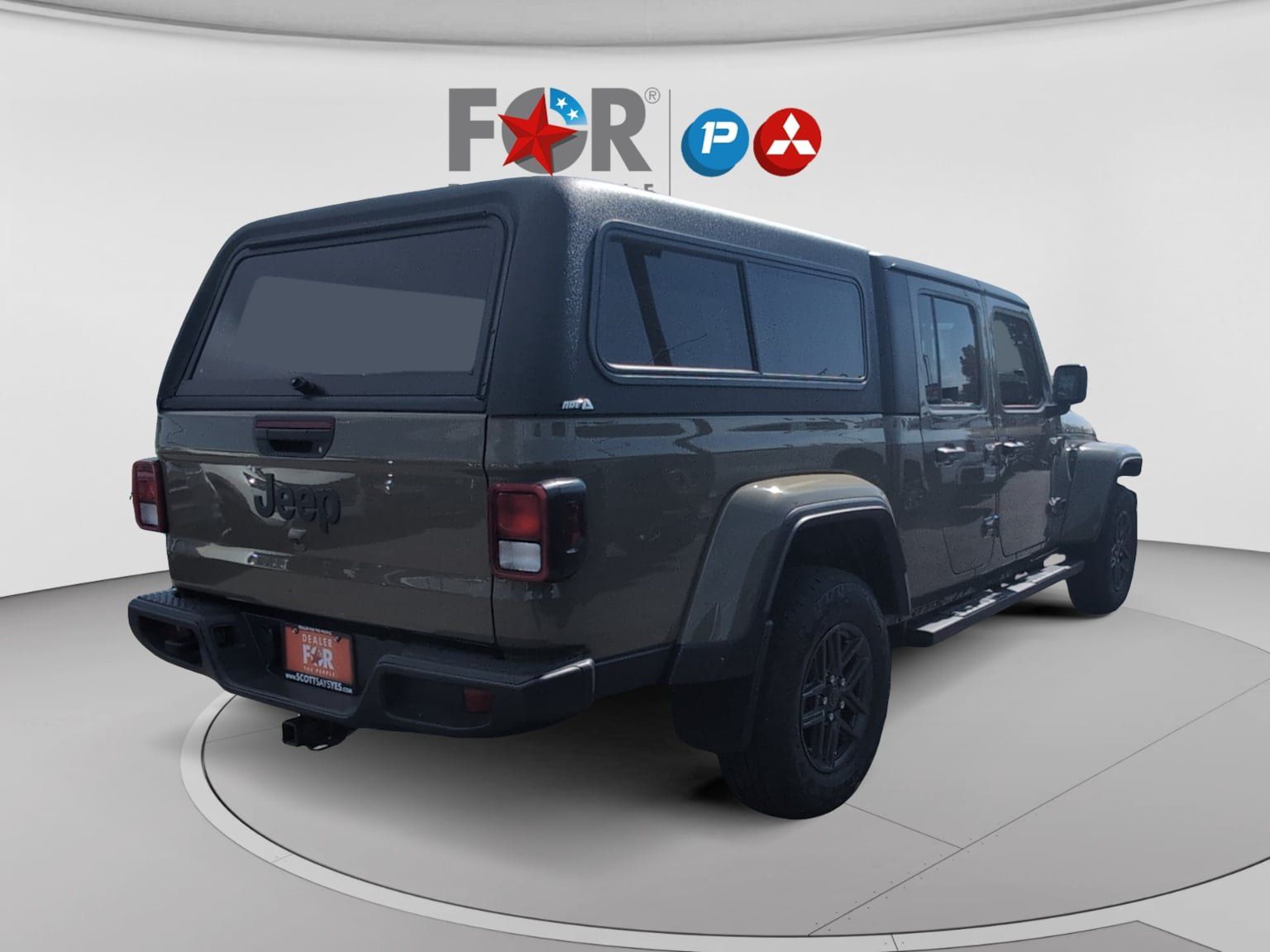 Used 2025 Jeep Gladiator Sport AWD/4WD image 5