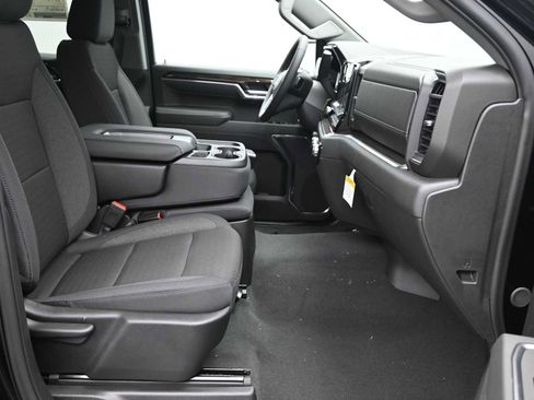 New 2026 GMC Sierra 1500 Elevation image 11