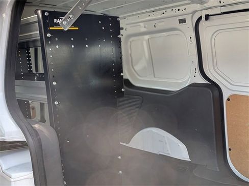 Used 2022 Ford Transit Connect XL image 28