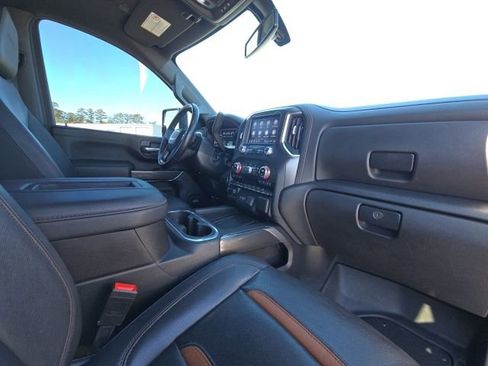Used 2022 GMC Sierra 2500 AT4 w/ AT4 Preferred Package image 21