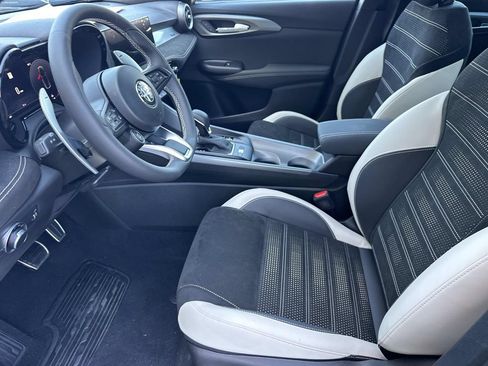 New 2026 Alfa Romeo Tonale w/ Active Assist Package AWD/4WD image 16