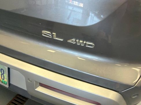 Used 2025 Nissan Pathfinder SL AWD/4WD image 6